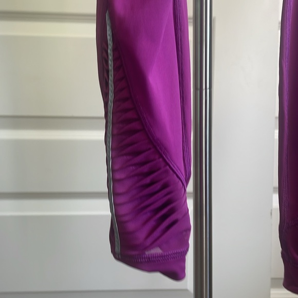 EUC 🍋Lululemon 🍋Making Moves Pants Pink Purple LEGGINGS - Picture 6 of 7